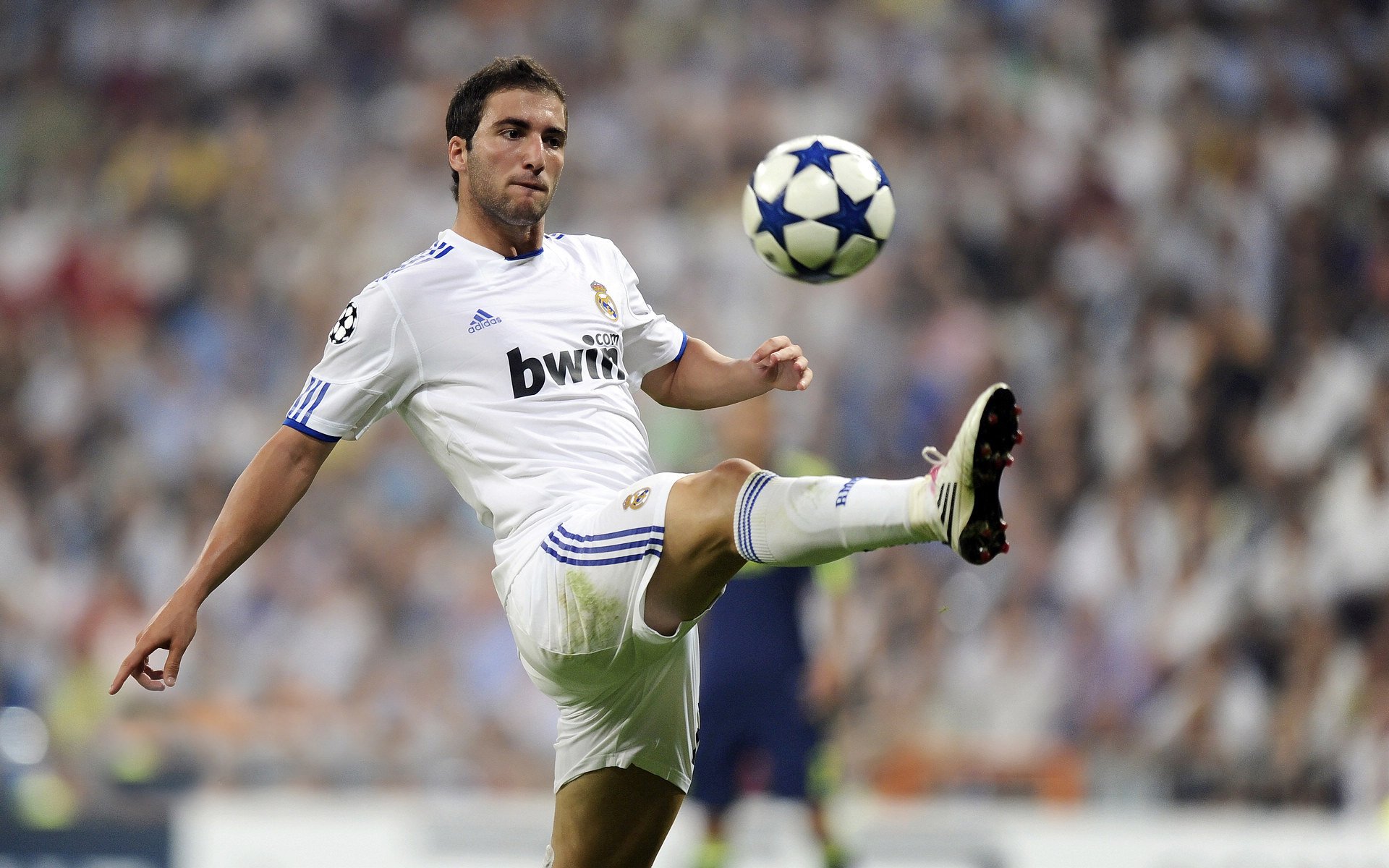 欧洲冠军联赛:皇马狂胜出线,晋级形势喜人!,欧洲杯2021皇马